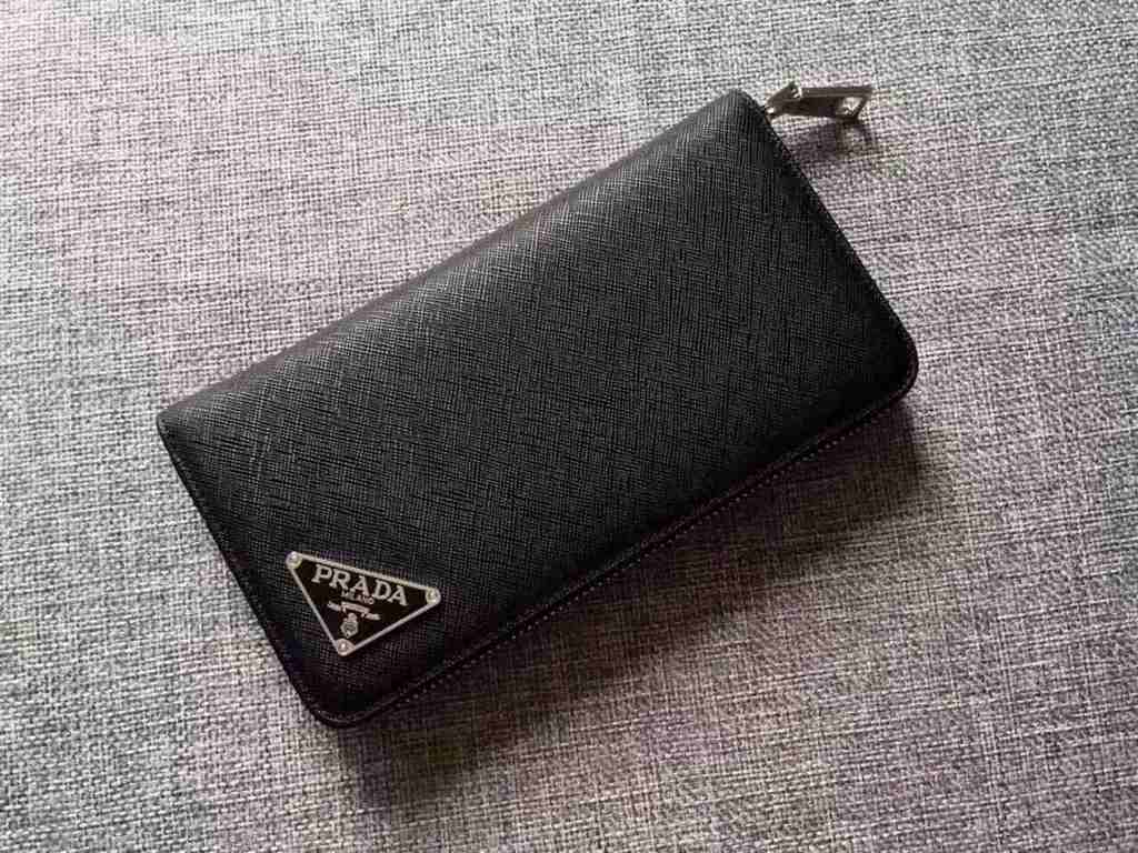 (Batch) PRADA Prada new   [Model] lM0801 small zipper bag [Size] 19-10-2.5cm [Color] black High-end quality (hegemony) [Material] generation of the classic   original imported   cross grain cowhide   authentic imported Y