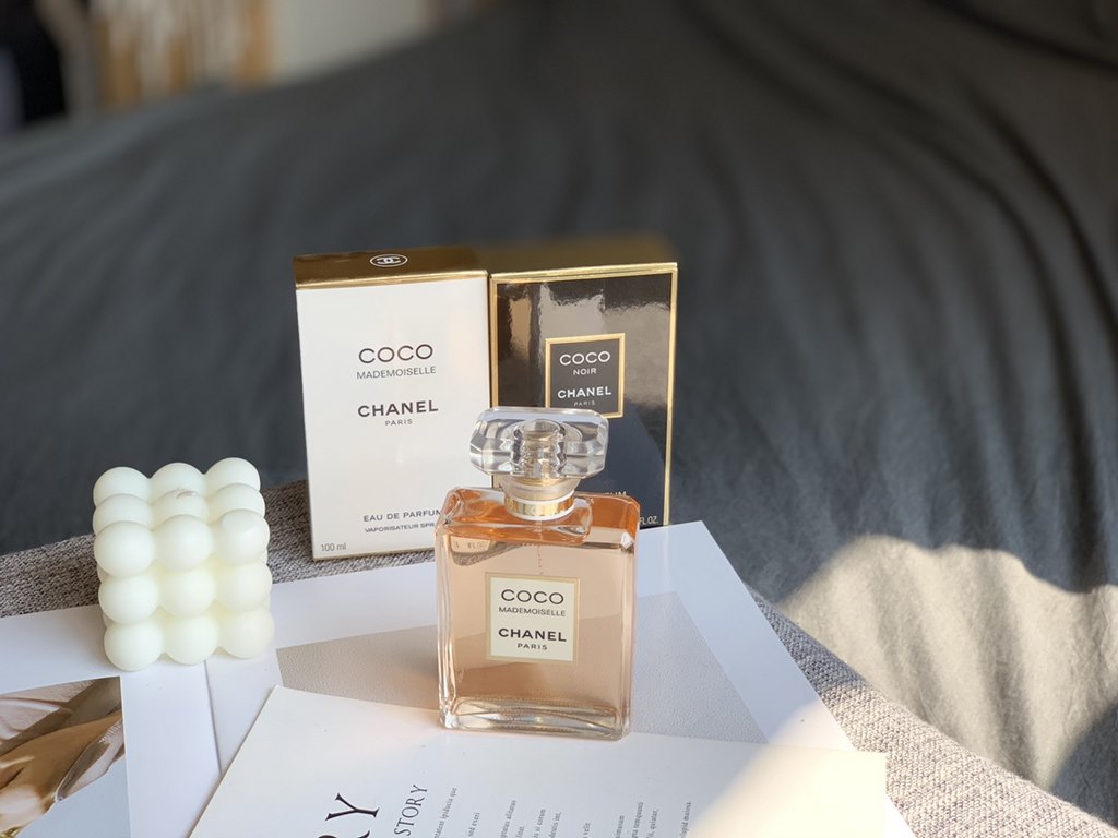 Original qualityChanel COCO perfume1 bliss COCO1ml   The new perfume adds a blend of Tonka bean and vanilla with amber notesThe fragrance is fuller, brighter and softer Rose 