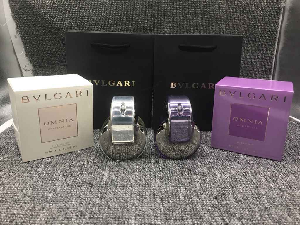 1 Bulgari Amethyst WheelFragrance Woody FloralTop Note Grapefruit Green LeafMiddle Note Iris RoseBase Note Woody MustardAttributes Women's FragranceTags floral powdery woody green leaves citrus vanilla2 Bulgari White Cry