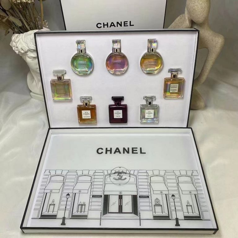 Original qualityChanel perfume samples 7.5ml eight pieces set! 7.5ml x 8 with gift bag.