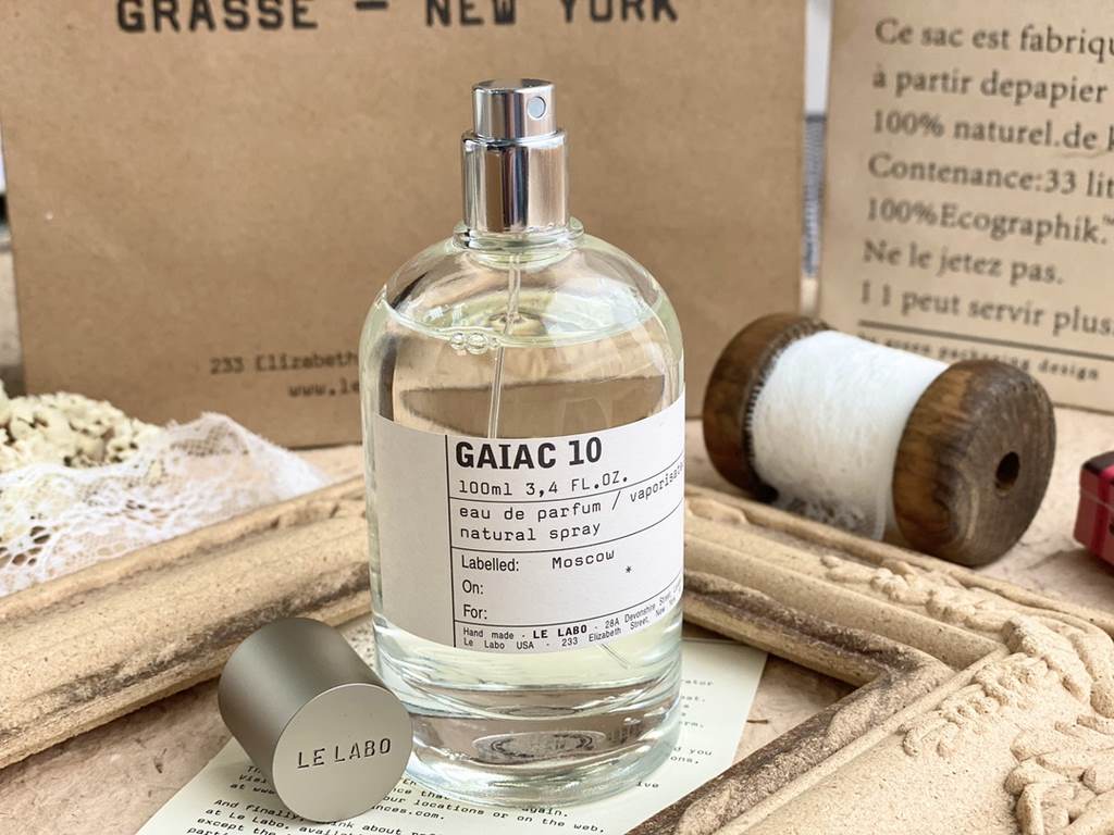 Original Channel Goods! Le Labo 10 Le Labo 10 Perfume Lab Tokyo Guaiac WoodFragrance WoodyOdor Musk Guaiac Wood Cedar FrankincensePerfumer Annick MenardoTokyo is minimalist, light as water and not so fast-paced and busy 