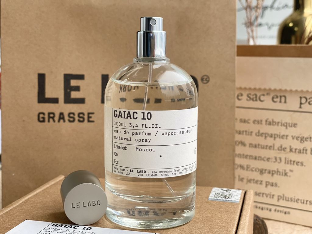 Original Channel Goods! Le Labo 10 Le Labo 10 Perfume Lab Tokyo Guaiac WoodFragrance WoodyOdor Musk Guaiac Wood Cedar FrankincensePerfumer Annick MenardoTokyo is minimalist, light as water and not so fast-paced and busy 