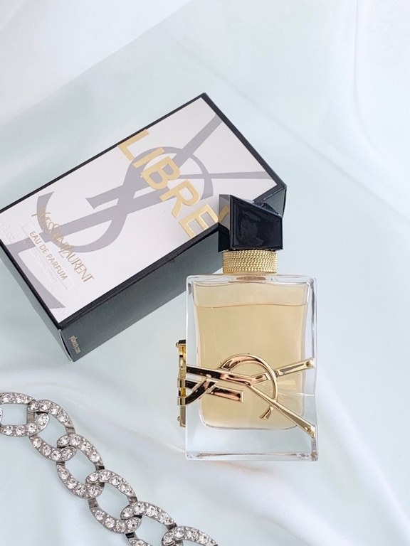 Original qualityysl Freedom Water｜Breaking the rules Freedom above all is the queenWomen. King in my opinion is mature, strong and brave, cold and sexy girl image.Each bottle of ysl perfume represents a different type of