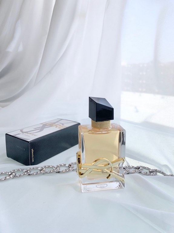 Original qualityysl Freedom Water｜Breaking the rules Freedom above all is the queenWomen. King in my opinion is mature, strong and brave, cold and sexy girl image.Each bottle of ysl perfume represents a different type of