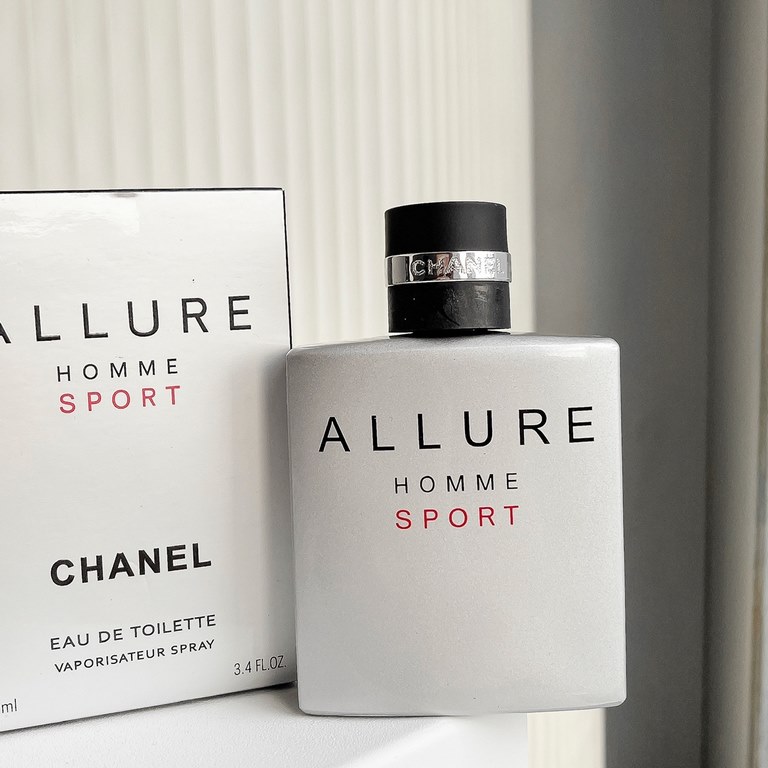 Original quality Chanel allure homme sport, chanel allure homme sport,Brand CHANELNotes Spicy WoodyTop notes aldehydes, orange, tangerine, sea waterMiddle notes pepper, neroli, cedarBase notes vanilla, amber, vetiver, mu