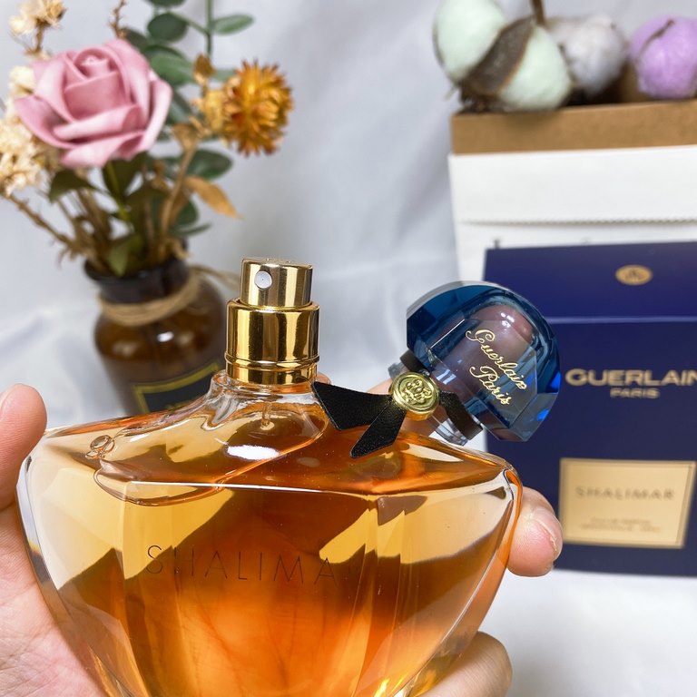 Original qualityGuerlain One Thousand and One Nights Perfume for Women 90ml, Guerlain shalimar. 1925Attributes Women's fragranceFragrance Note Spicy OrientalTop Note Mandarin Orange Cedar Lemon LemonMiddle Note Iris Patc