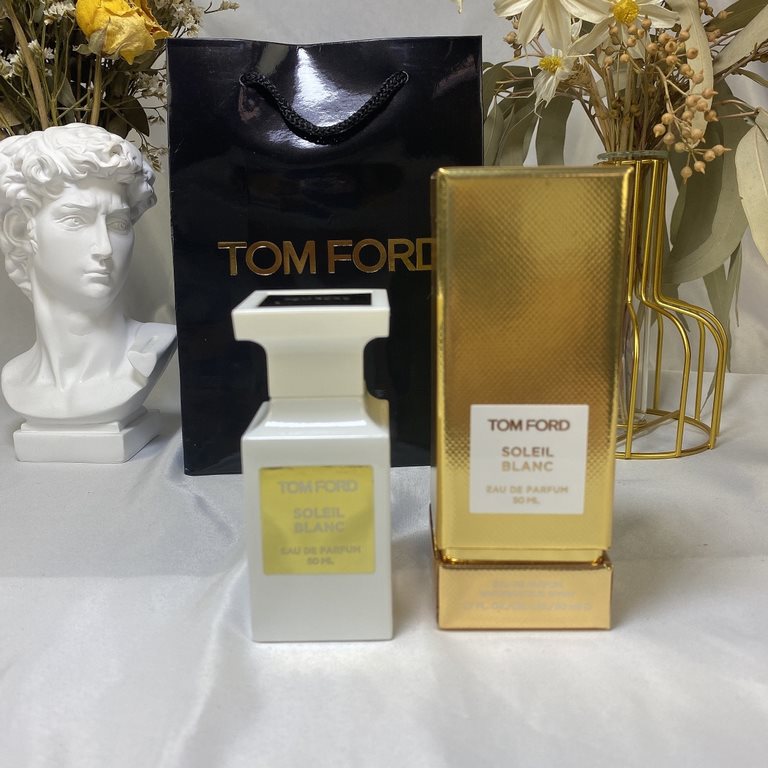 Original qualityTom Ford TF Daylight Sunshine Amber Radiant Flow Unisex Perfume by Tom Ford 5mlFragrance Oriental FloralTop notes Bergamot Cardamom Pink Pepper PistachioMiddle notes Jasmine, tuberose, ylang ylangBase not