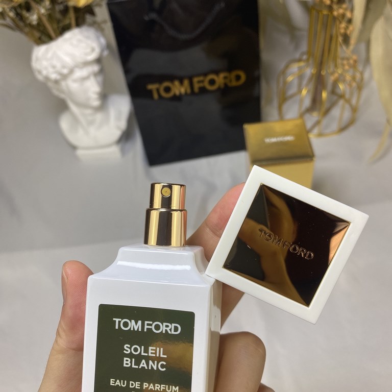 Original qualityTom Ford TF Daylight Sunshine Amber Radiant Flow Unisex Perfume by Tom Ford 5mlFragrance Oriental FloralTop notes Bergamot Cardamom Pink Pepper PistachioMiddle notes Jasmine, tuberose, ylang ylangBase not