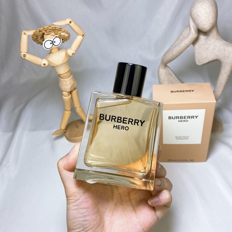 Original quality(Burberry Jun Yong heart men's eau de toilette 100ml)   Burberry men's perfume 100ml Jun Yong heart burberry burberry men's perfume, HERO Jun Yong heart, blindly into a bottle before becoming a street fra