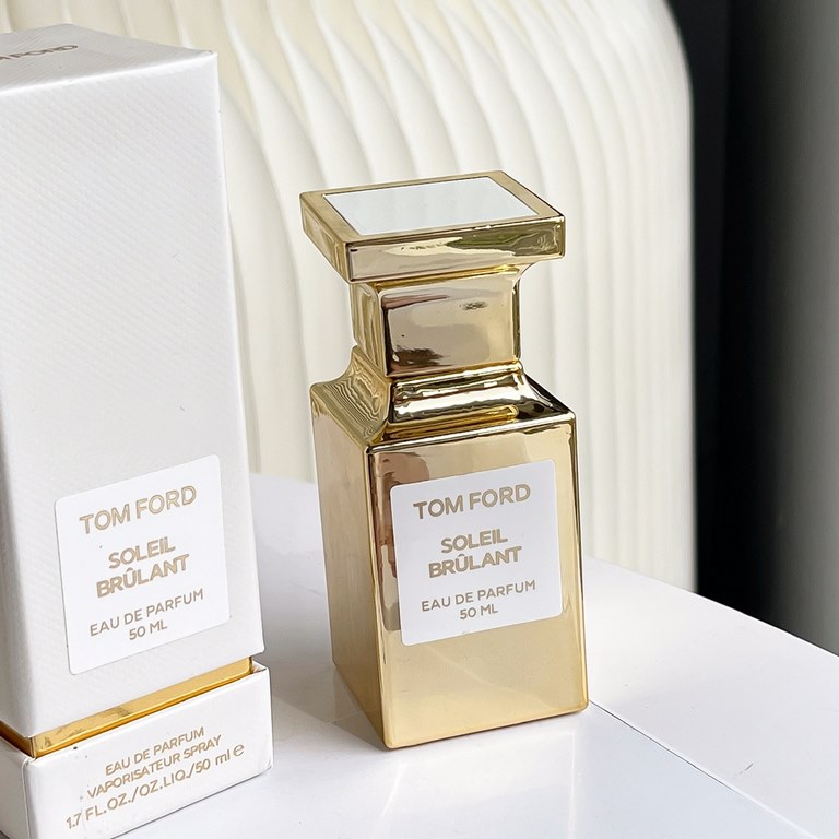 Original qualityTFtomford Noblewoman Gold New Scent Sizzling Sunshinetf Tom Ford is back with a new fragrance for the SpringSummer 2021 season! This is a gold bottle! The golden packaging is so gorgeous too! It's very Ch