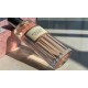 Gucci MéMOIRE D'UNE ODEUR Scent Memorytop notes chamomile, coral jasmineMiddle notes muskBase notes Vanilla, Cedarwood, SandalwoodVolume 100ml The vintage packaging alone makes it irresistible. Roman column-shaped green 