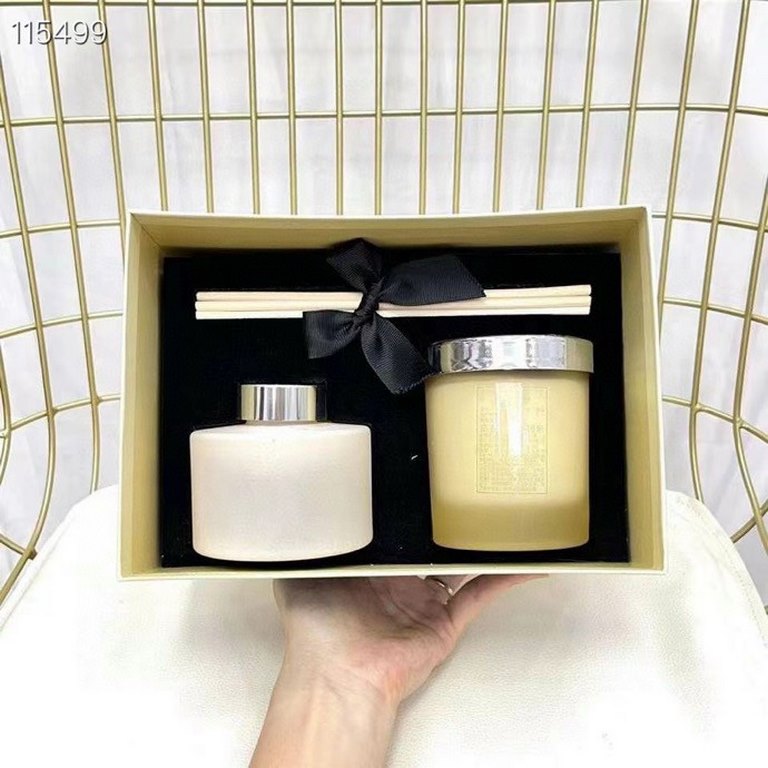 Original qualityZumarone limited frosted orange blossom combination   real shot   arrived   contains Zumarone limited orange blossom aroma room aromatherapy 165ml  Zumarone limited orange blossom aromatherapy candles 200