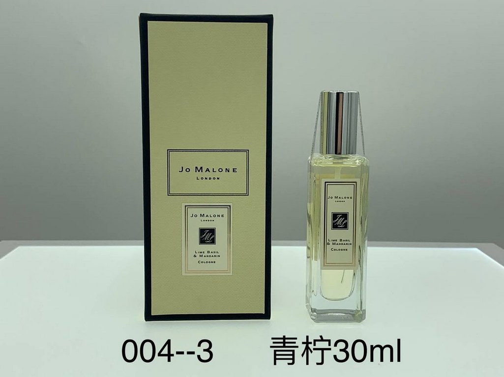 Original quality Zumarone Perfume Classic 30ml! Flavors bluebell, English pear 