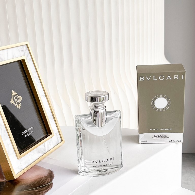 Counter edition ...... Bvlgari Darjeeling Tea Original Perfume 100ml!  Liu Haoran, Wu Lei same male fragrance   ♂He said he is boyfriend fragrance deservedly!Just sprayed on the wrist, hit your nose   is a strong tobacco