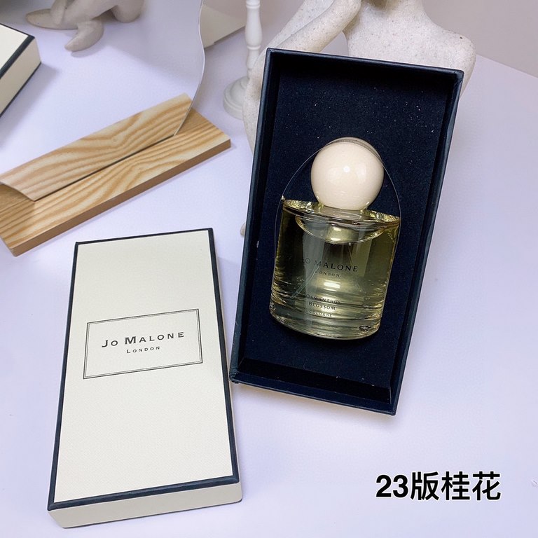 Original quality (2023 Zumarone Parade of Dreams 100ml)   Zumarone Perfume Roundhead 23 New 100ml! Flavors pear, magnolia, osmanthus, water lily.