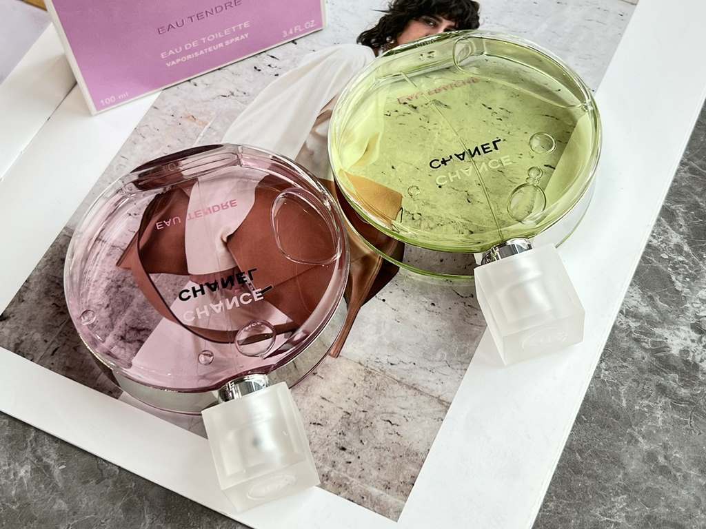 Original quality The rich flower of the human world ~ Chanel Encounter series of perfume is here  Pink Encounter for the sweet girl.Green Encounter for the mature woman - Fresh EncounterLife is a beautiful journey that t