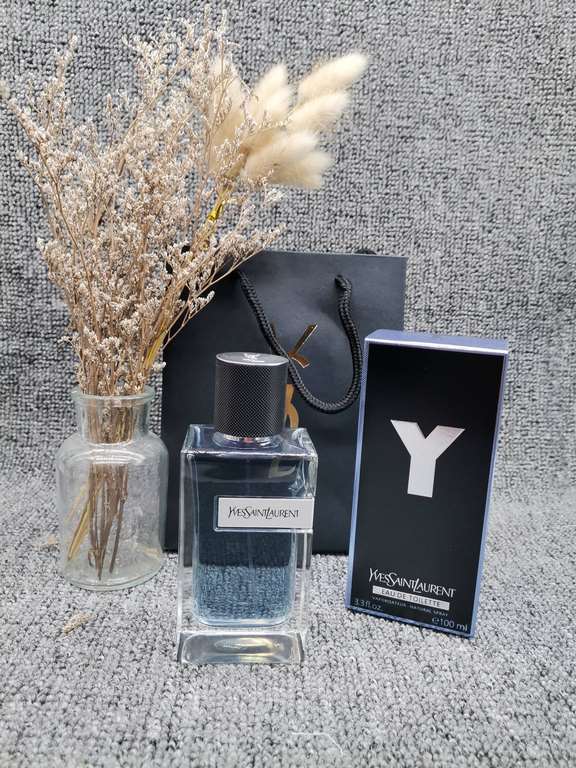 Saint Laurent Pioneer ManNotes Spicy FuchsiaTop Note Orange BlossomMiddle Note Ginger LemonBase Sage 