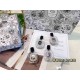 Original quality[            Tiptic Small Sample Set]4 fragrances in one boxSandalwood, Toussaint, Shadow in the Water, Fig.Cute and lovely q version of the incense senior salon sample incenseThis is highly recommended t