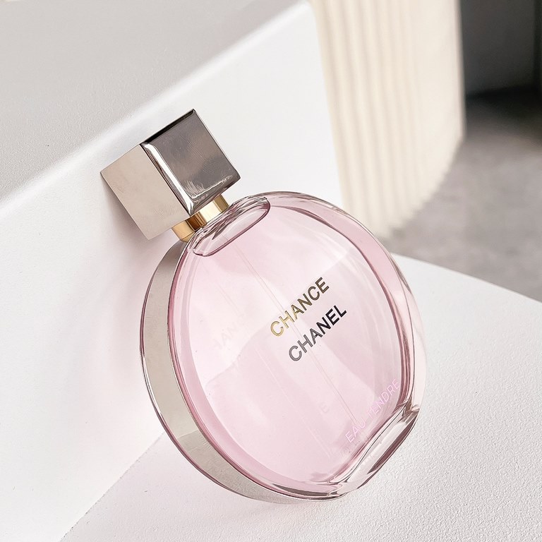 Original qualitychanel chanel 2019 latest modification limited edition pink encounter eau de toilette 100ml! Crystal bottle steel printing version Not the old plastic models more rack high-grade packaging metal lid Class