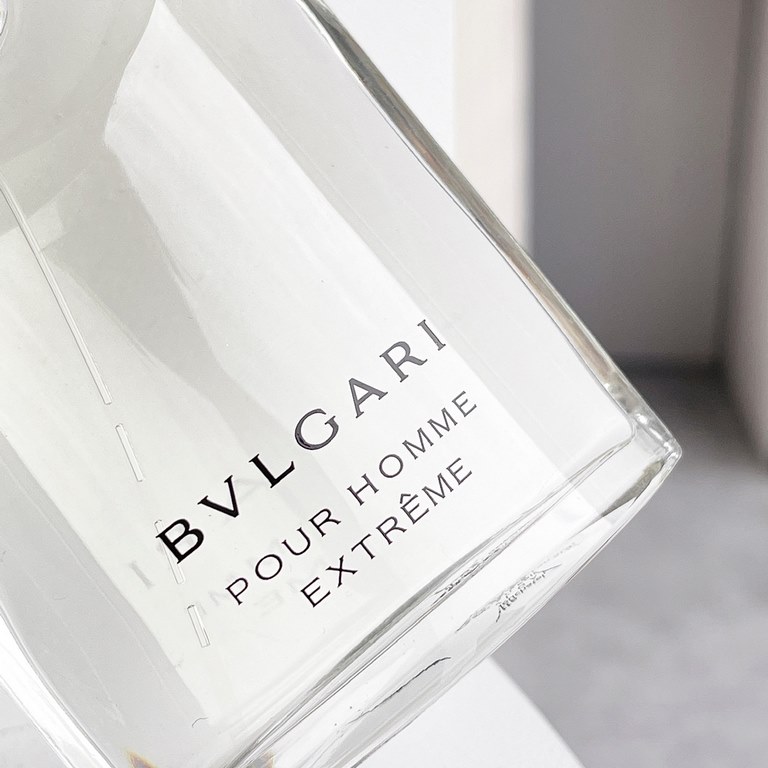 Counter version ...... Bvlgari Darjeeling Tea Extreme Edition Perfume legendary boyfriend fragrance it must have the last name, when a variety of perfume grass seeding noticed this, known as boyfriend on the flavor! The 