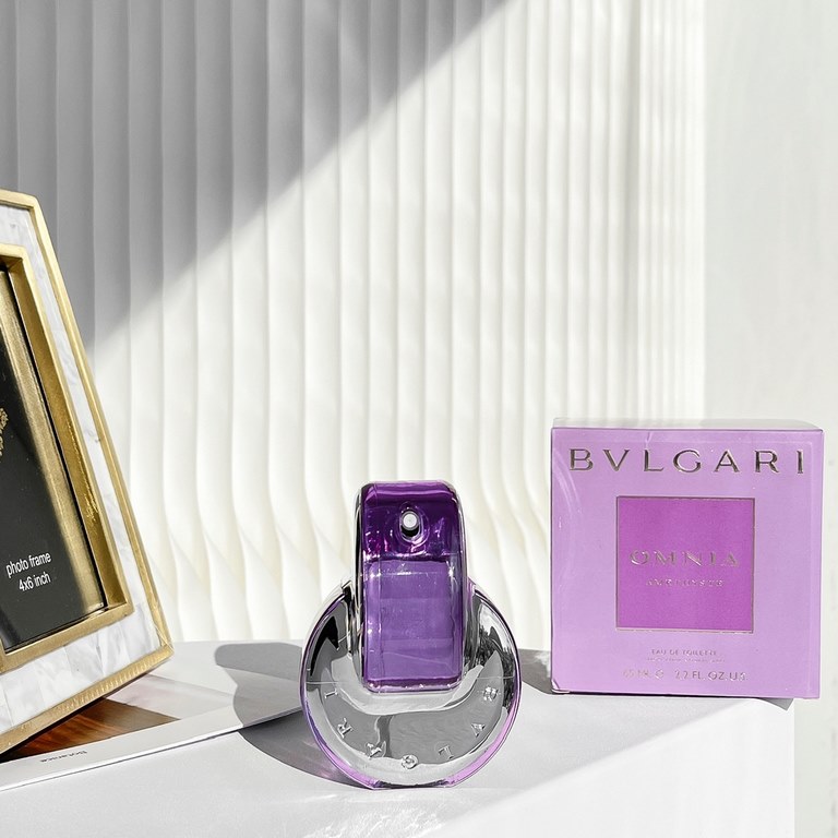 Original qualityBulgari Amethyst Perfume 65 ml! Understated eleganceWhen you meet the right oneYou'll suddenly realize somethingLife can be so beautiful.Your summer dream---Bvlgari Amethyst Perfume.  Noble and elegant ir