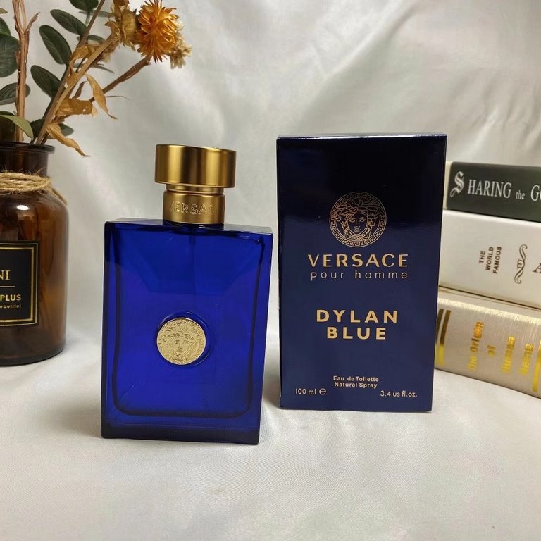 Original quality Counter version of Versace  Versace Neptune Men's flirty fall and winter EDT Eau de Toilette 100mlTop note watery lemon grapefruit fig leafMiddle note violet leaf papyrus patchouli pepper ambergris ether