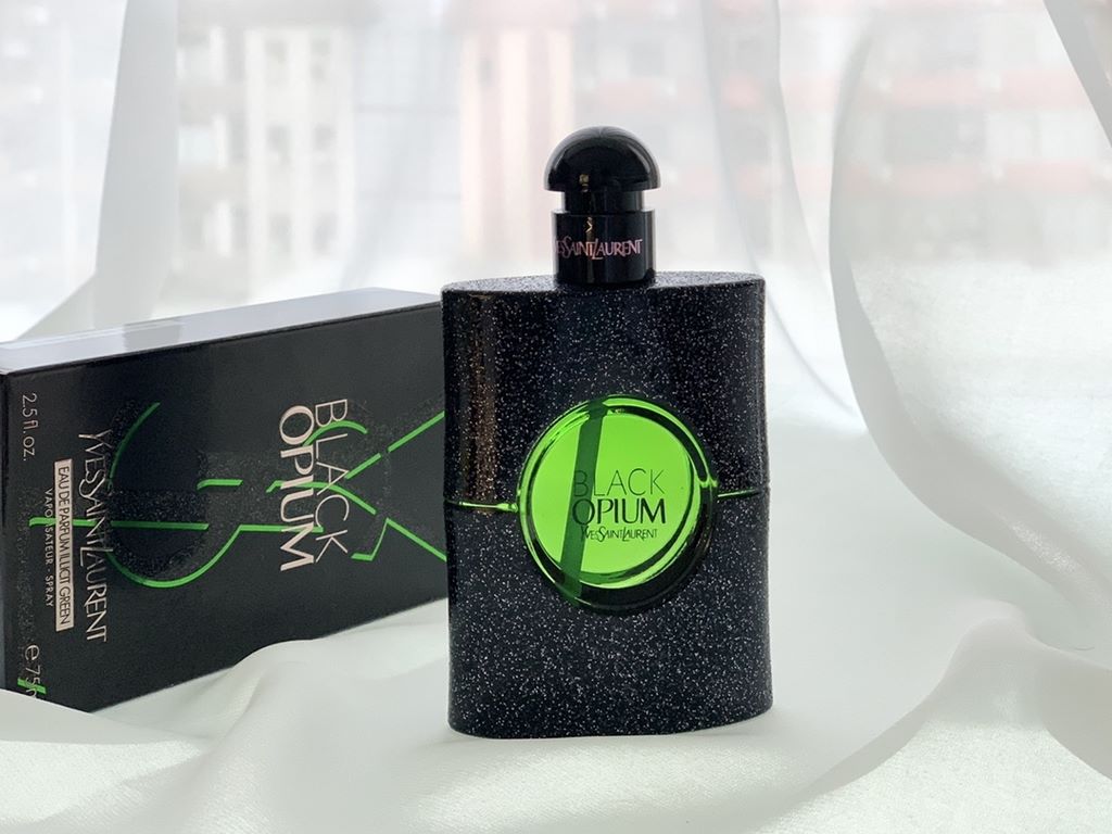 Original qualityysl saint laurent new black opium black opium green perfume illicit green women's edp strong fragrance 75ml ysl black opium illicit greenTop notes pear, bergamot, fig leavesMiddle Note Neroli, Jasmine, Fi