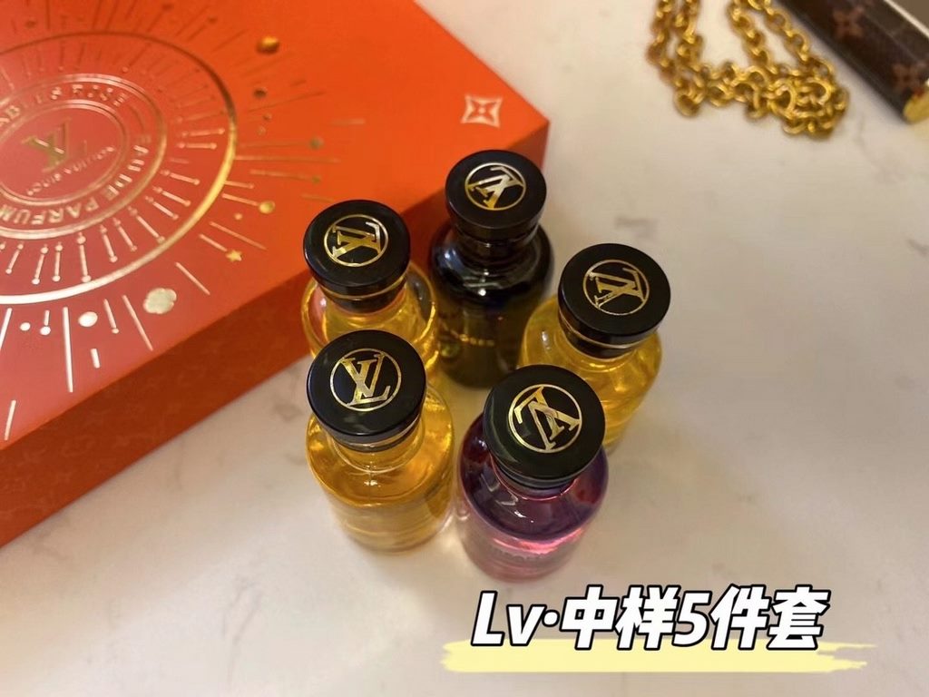 Original qualitylv perfume sample set of 5 orange box lv perfume q version 10ml gift box five sets with gift bagContains California Dreams, Saab Rose, Rose in the Wind, Peak, Breaking Dawn.