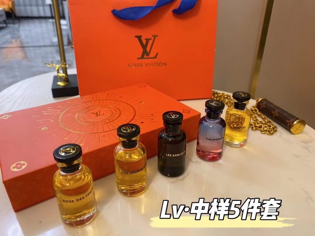 Original qualitylv perfume sample set of 5 orange box lv perfume q version 10ml gift box five sets with gift bagContains California Dreams, Saab Rose, Rose in the Wind, Peak, Breaking Dawn.