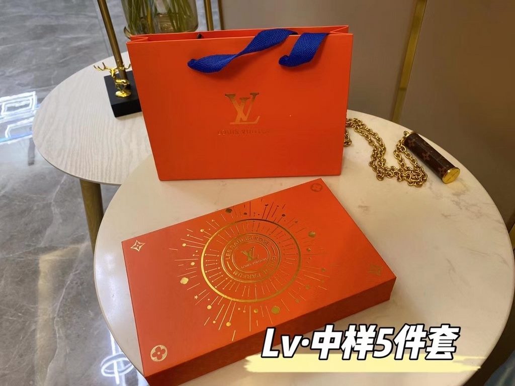 Original qualitylv perfume sample set of 5 orange box lv perfume q version 10ml gift box five sets with gift bagContains California Dreams, Saab Rose, Rose in the Wind, Peak, Breaking Dawn.