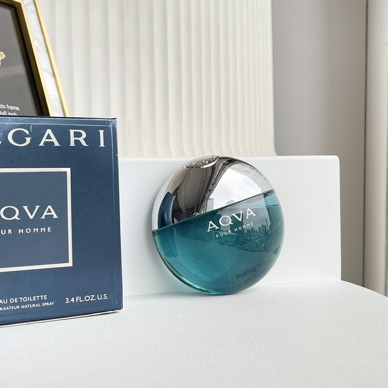 Counter Edition .... BVLGARI Bvlgari Aquamarine   Eau de Toilette for Men, with water   as a creative design element, the fragrance contains a natural   oceanic scent, which is refreshing for the male user in the morning