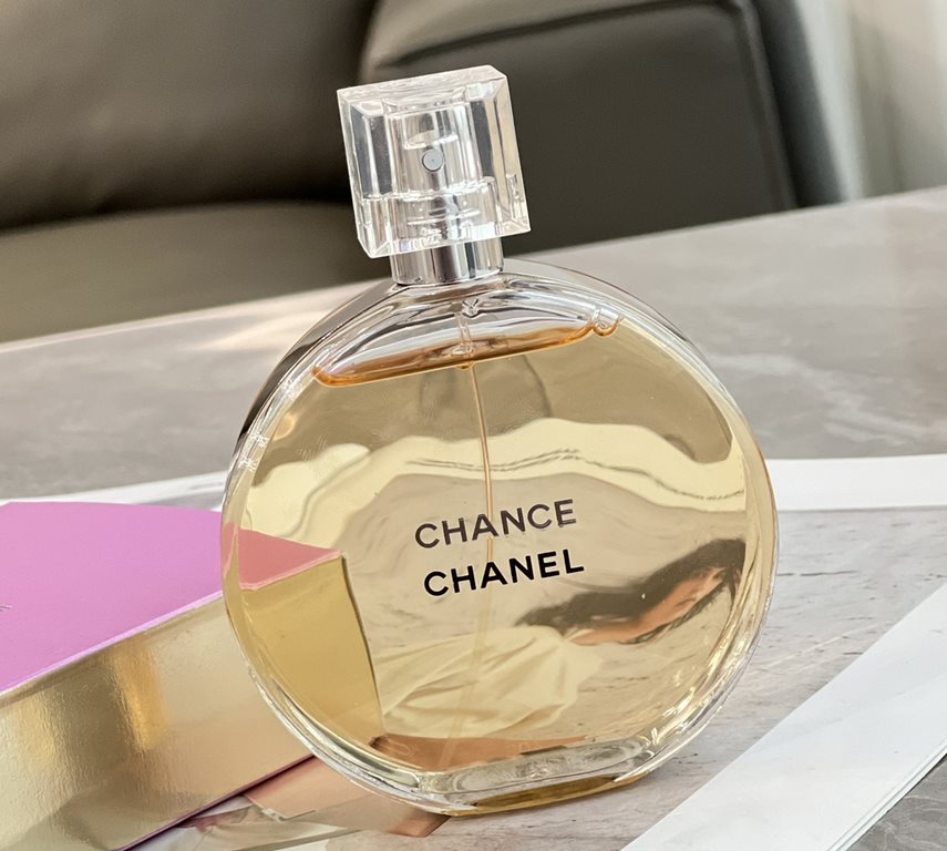 Original quality The rich flower of the human world ~ Chanel Encounter series of perfume is here  Pink Encounter for the Sweet GirlGreen Encounter for the mature woman - Fresh EncounterLife is a beautiful journey that ta