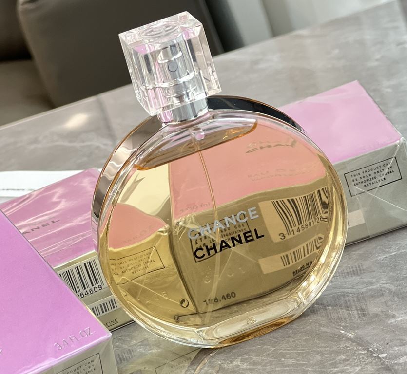 Original quality The rich flower of the human world ~ Chanel Encounter series of perfume is here  Pink Encounter for the Sweet GirlGreen Encounter for the mature woman - Fresh EncounterLife is a beautiful journey that ta