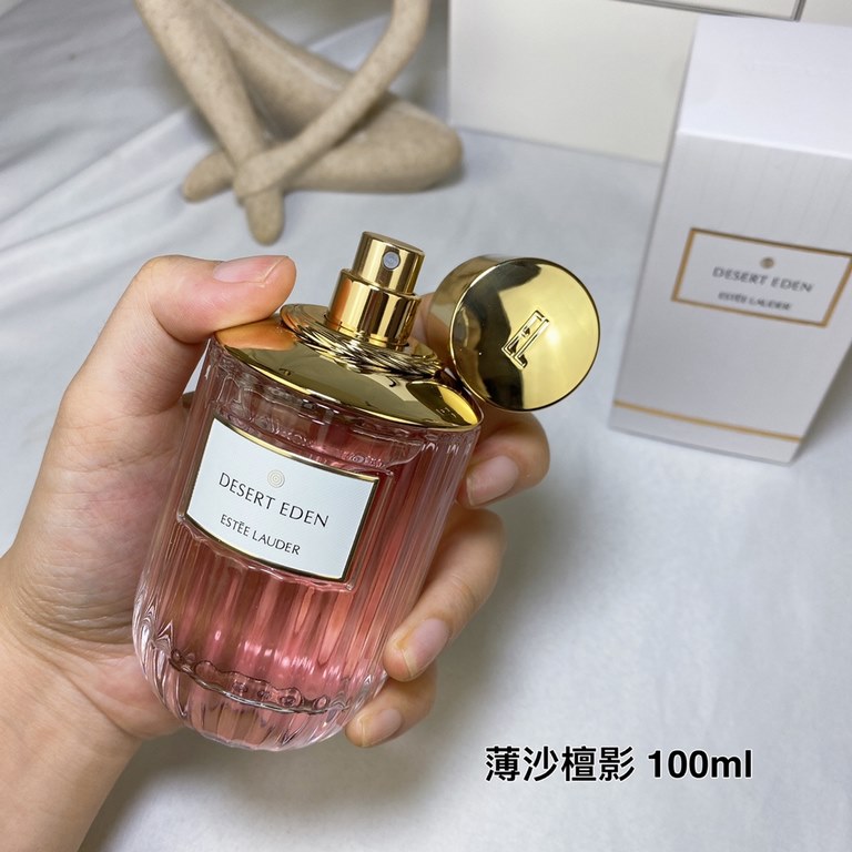 Original qualityThin Sand Sandalwood Shadow 100mlEstee Lauder 2021 New Light Note Collection PerfumeSandalwood Shadow is a mysterious woody floral fragrance. Noble sandalwood in the Turkish rose and mysterious frankincen