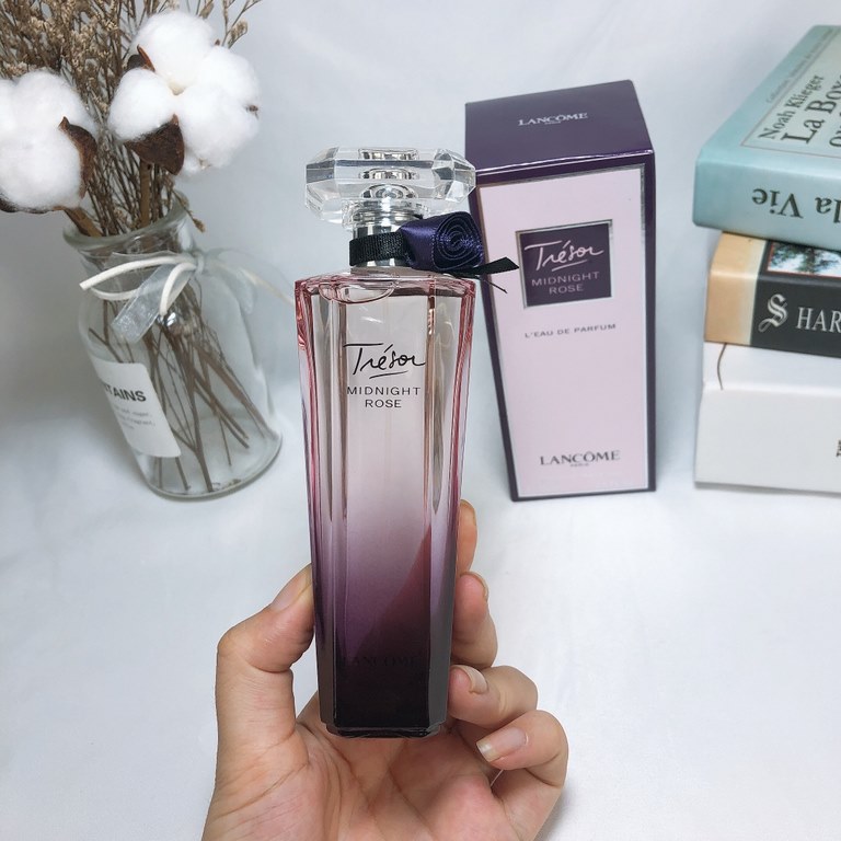 Original qualityLANCOME Lancome Precious Midnight Rose EDT for Women 75ml.Top Notes Raspberry, Blueberry Middle Notes Rose, Jasmine, Pink Pepper Base Notes Cedar, Vanilla, Musk