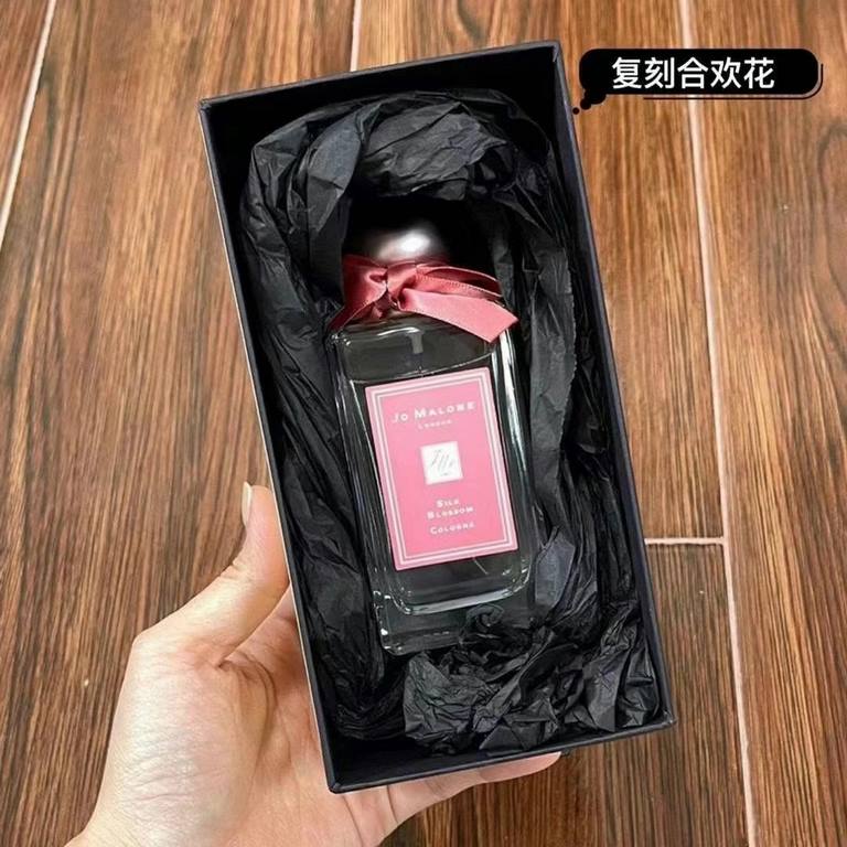 Original qualityZumarone replica perfume 100ml   counter quality  spot 3 flavors Acacia  Osmanthus  Plum  Jo Malone Zumarone limited edition replica perfume 100ML,,   If you miss that year's Acacia this year several new 