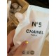 Original quality (Xiao Xiang n5 body milk bag 200ml)   is that kind of advanced ready-to-wear store fragrance flavor, completely not greasy not punch not pungent, the front tone is a light baby milk fragrance, the flavor