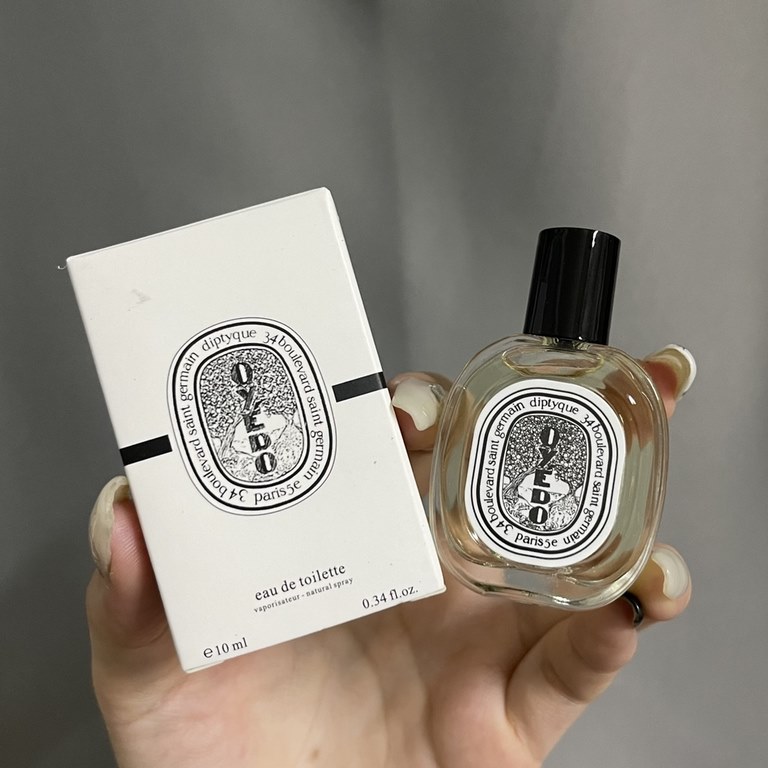 Original qualityTiptic q version 10ml   real   in stock   White Label Eau de Toilette,   spray nozzle, in stock  8   flavors, respectivelyToussaint, Sandalwood Road, Water of the Senses, Water of the Roses, Tokyo Citrus,