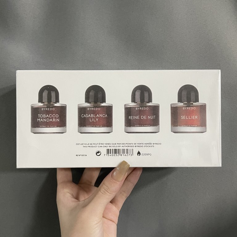 Original quality (Parade Night Veil Perfume Sample Set of 4)  410ml   Spray  Parade Perfume High-end line of Intense Night Veil series! Scent Night Veil, Casablanca Lily, Queen of the Night (Queen of Darkness), Smokey Or