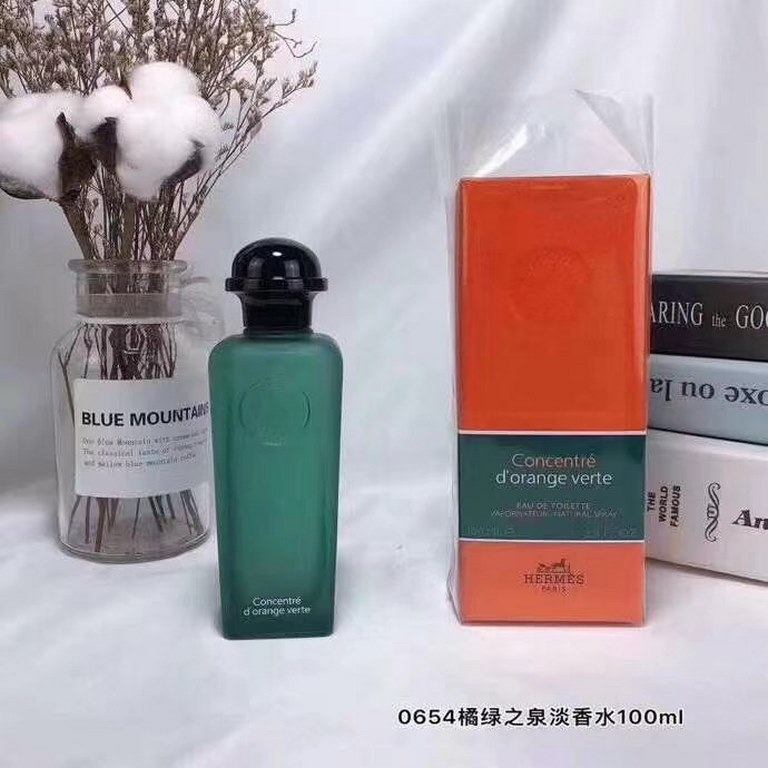 Original qualityHermes cologne 1ml! Flavors Orange Green Fountain - Pink Grapefruit - Black Citron Cologne - Scarlet Rhubarb - Golden Orange Blossom - Blue Narcissus - Snow White Gentian - Orange Green Cologne - Ambergri