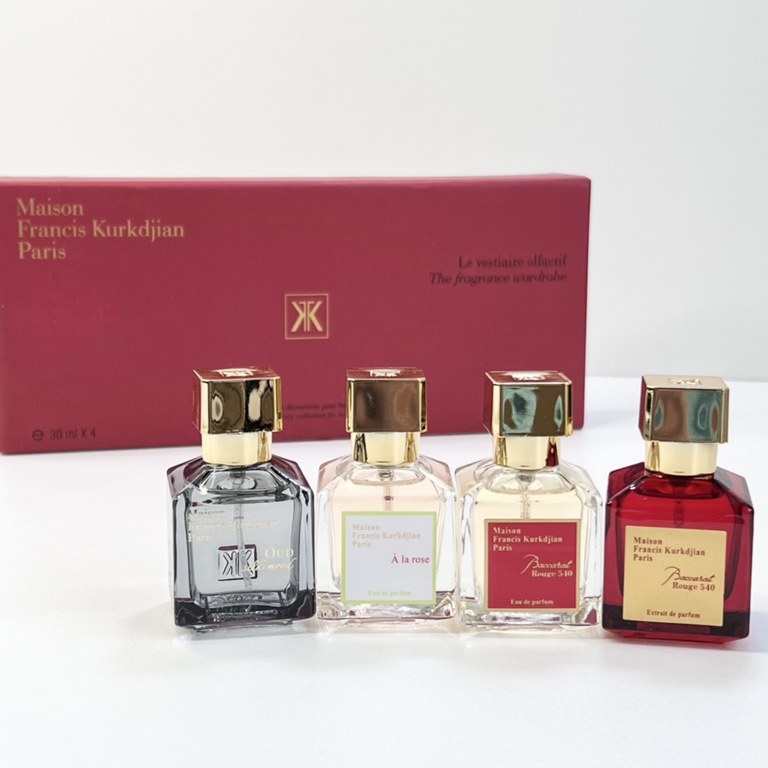 Original qualityGian Perfume Medium Sample 30ml Set of 4! 430ml with nozzle. Scent gold 540, red 540, rose, silk wrought mood.