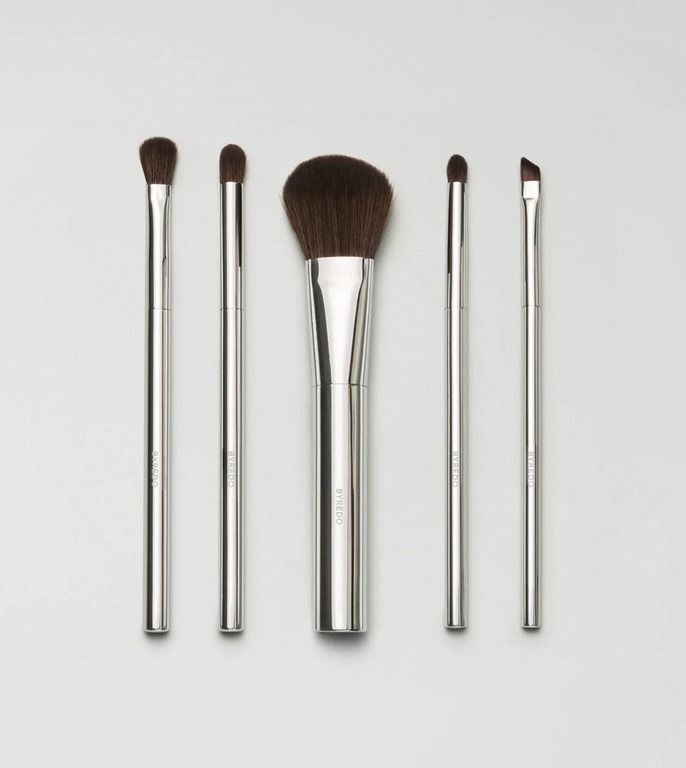 Original quality Parade makeup brushes 5 pieces set! The whole set to talk about the most basic requirementsHigh-value, good bristles, do not stick to the face, durable ~ perfumemakeuptoiletries absolutely do famous, but