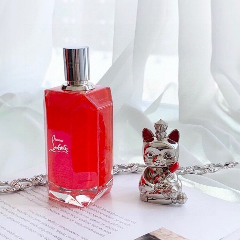 Original quality Lucky Meow Sweet fragrance for cute girlsPerfume lovers are obsessed with all nice smelling fragrances!A bottle of perfume is like a person's identitycl beauty's new fragrance collectionInspired by the d