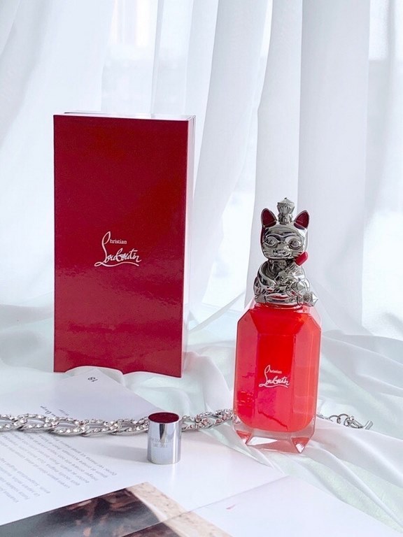 Original quality Lucky Meow Sweet fragrance for cute girlsPerfume lovers are obsessed with all nice smelling fragrances!A bottle of perfume is like a person's identitycl beauty's new fragrance collectionInspired by the d