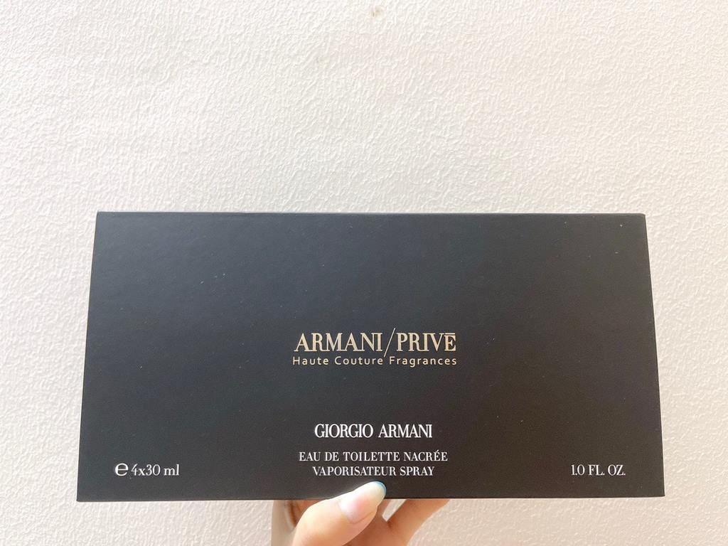 Original quality(Armani Royal High Definition Private Collection Perfume Set of 4)   Perfume specifications ml like 4 x 30ml with spray Armani Quicksand Perfume Medium Sample Set of 4! 30ml x 4 Containing the new scent  