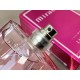 Original qualityLancme Miracle Perfume fragrance is a fresh fruity floral note   front flavor small iris, lychee middle flavor green ginger, magnolia, pepper after taste amber, musk, jasmine, rose sprayed on the clothes,