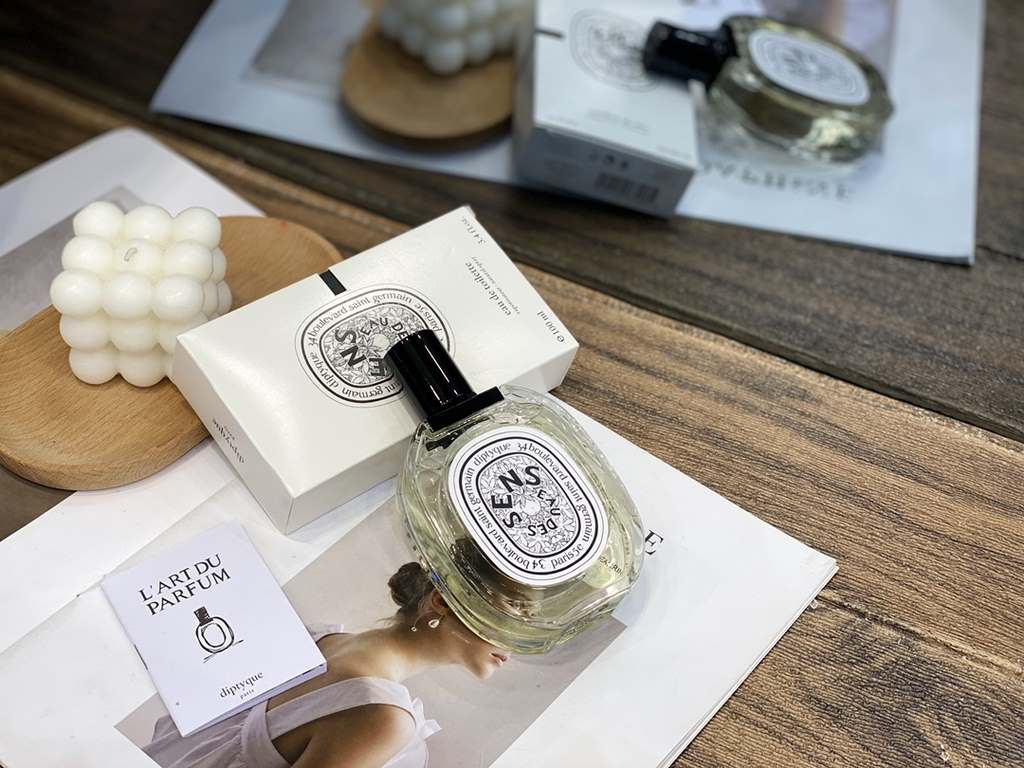 Original qualityDiptyque Sensory Water丨Memory in the HeartThe water of the senses is extracted from different parts of the bitter orange tree (leaves, fruits, flowers) thatIt's one that makes your eyes, nose and ears. I 