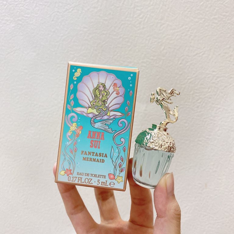 Original quality(Anna sui Q perfume sample set of five)  Arrived! Anna suiAnna sui perfume set women's gorgeous 5-piece Q sample set Tsukumo Pegasus Unicorn Perfume 5m Gold   Tsukumo Mermaid Perfume 5ml Blue  Tsukumo Peg