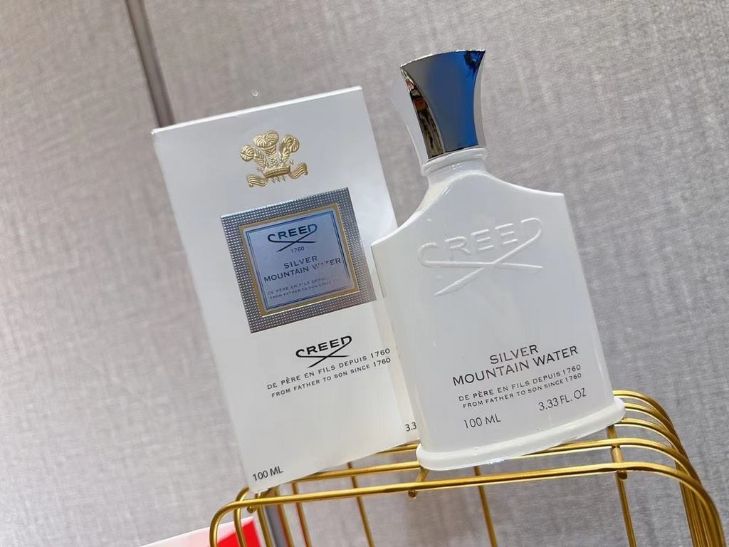 Original quality greed silver mountain spring  100ml                      You smell expensive.Park Chan Yeol, Wang Yi, and many other celebrities have the same perfume.My friends keep telling me that it's good for girls 