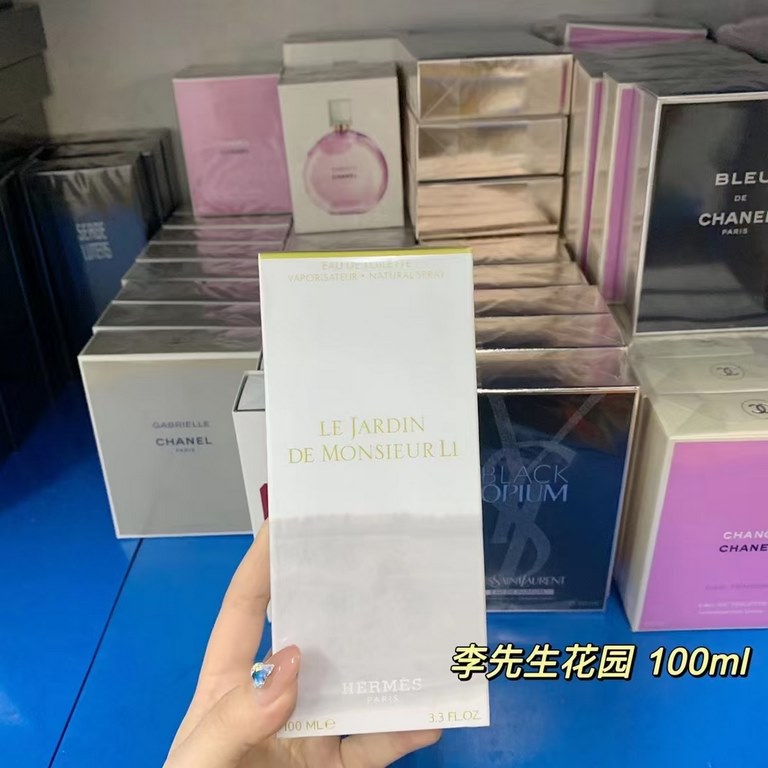 Vietnam Perfume SeriesAdded a lot of new products are for you to choose Oh!Long-term sales support wholesale wholesale pick up warehouses stock arrangements  You can rest assured that my perfume is the most complete